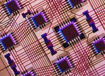 Electronic components price index continued to fall